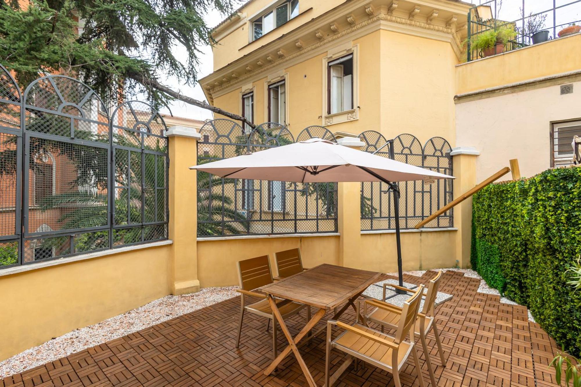 Jmartins Colosseo Suites Rom Exterior foto